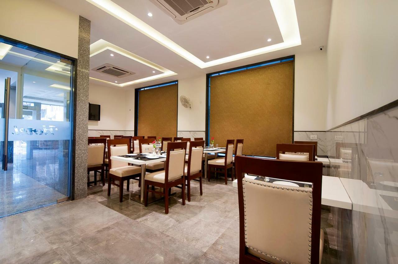 Hotel Z Suites- Delhi Igi Airport Nova Deli Exterior foto